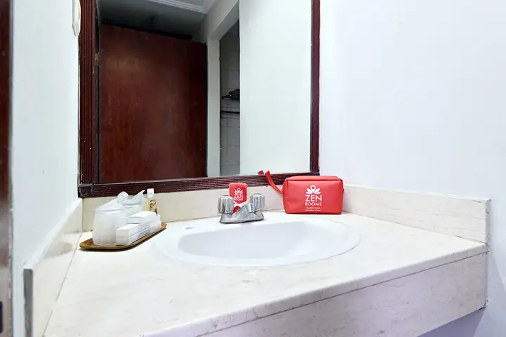 Бандунг: ZenRooms Soekarno Hatta Buah Batu