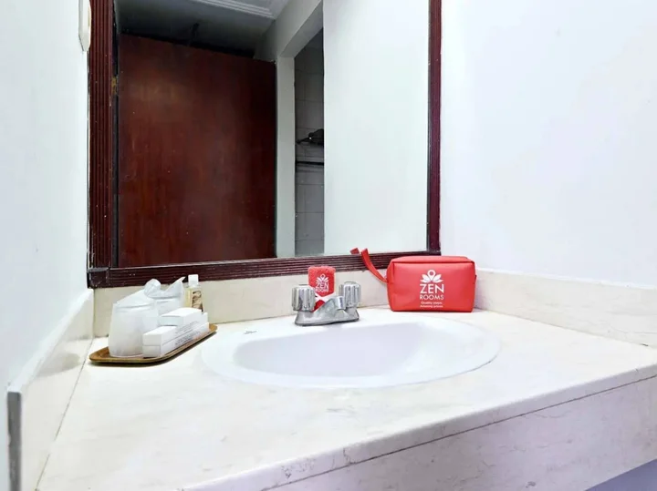 Бандунг: ZenRooms Soekarno Hatta Buah Batu