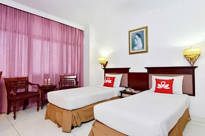 ZenRooms Soekarno Hatta Buah Batu — фото 3