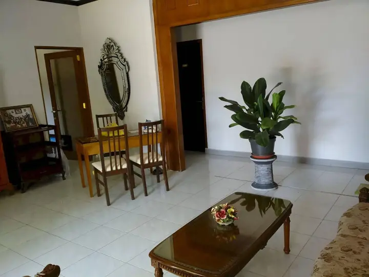 Сурабая: Santo Guest House
