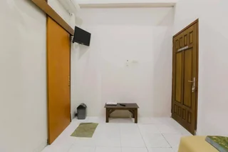 Сурабая: Santo Guest House