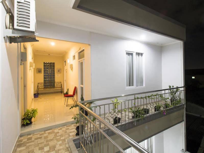 Бандунг: RedDoorz @ Gegerkalong Tengah