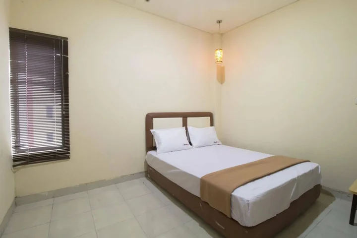Джакарта: RedDoorz @ Taman Sari