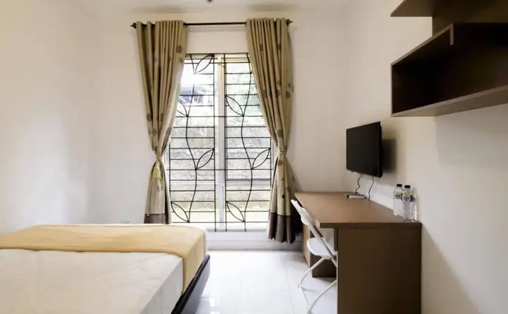 RedDoorz Plus near Lippo Karawaci — фото 3