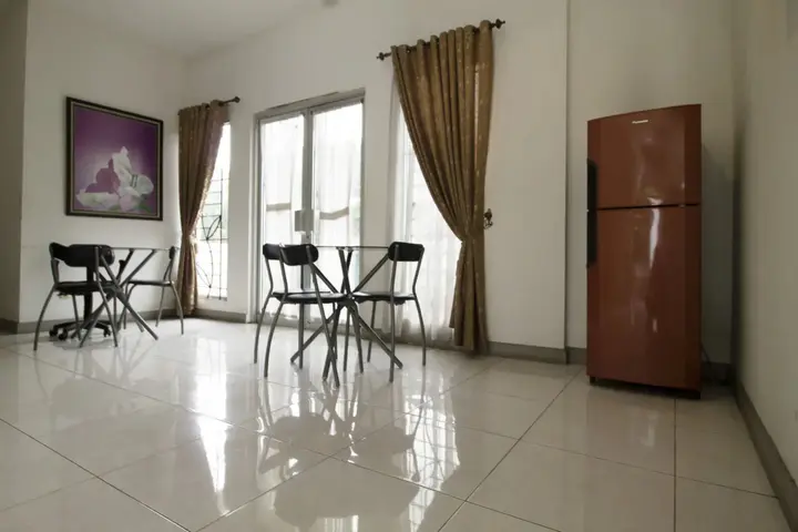 Тангеранг: RedDoorz Plus near Lippo Karawaci