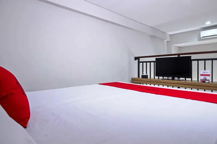 Бандунг: RedDoorz Plus @ Cibogo Bawah