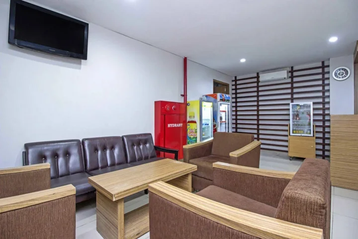 Бандунг: RedDoorz Plus @ Cibogo Bawah