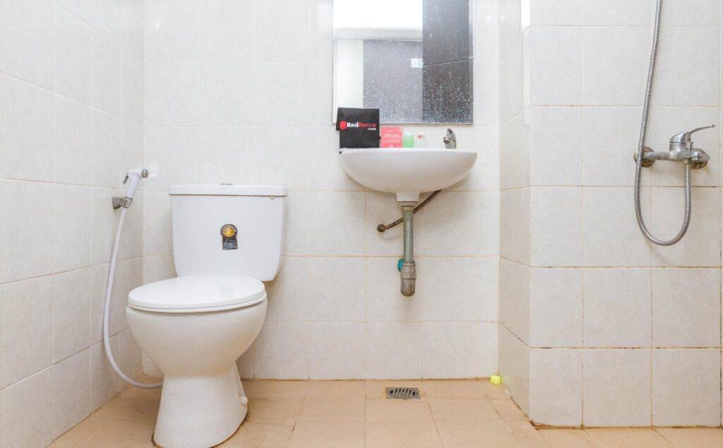 Бандунг: RedDoorz Plus @ Cibogo Bawah
