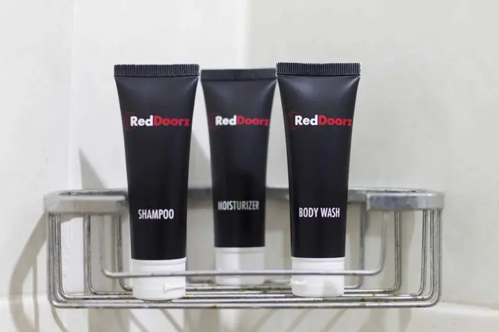 Бандунг: RedDoorz Plus @ Cibogo Bawah