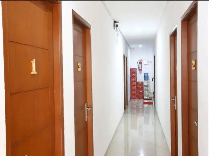 RedDoorz @ Sudirman — фото 3