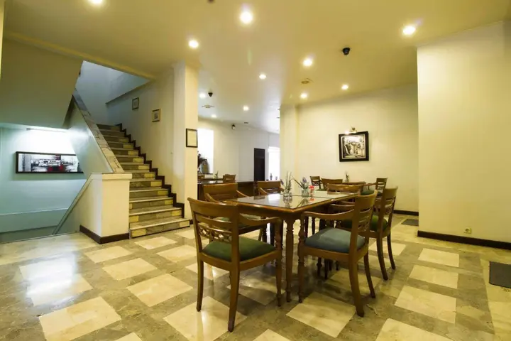 Бандунг: Hotel Utari Dago