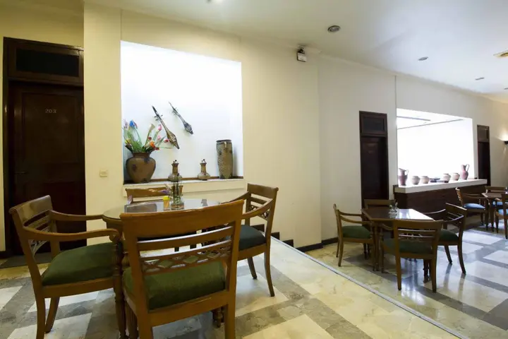 Бандунг: Hotel Utari Dago