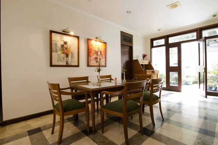 Бандунг: Hotel Utari Dago