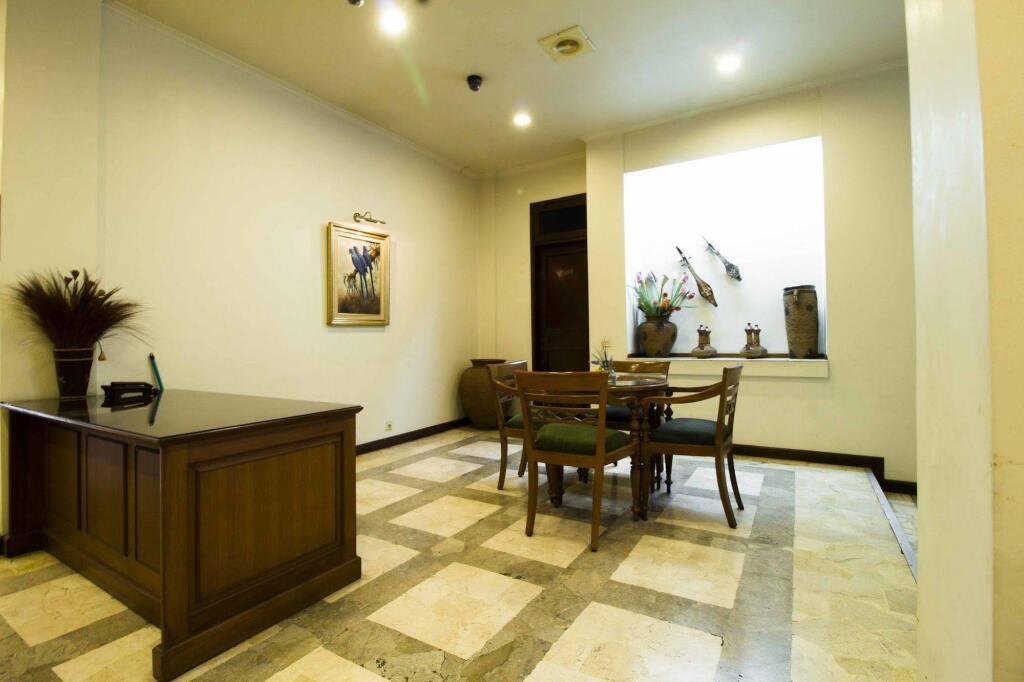 Бандунг: Hotel Utari Dago