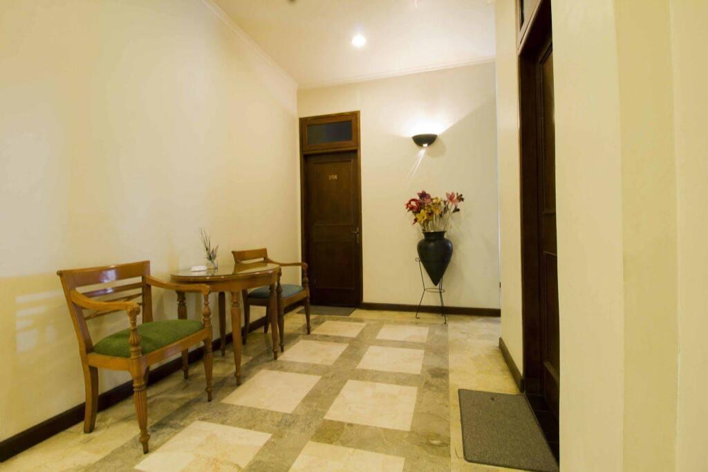 Бандунг: Hotel Utari Dago