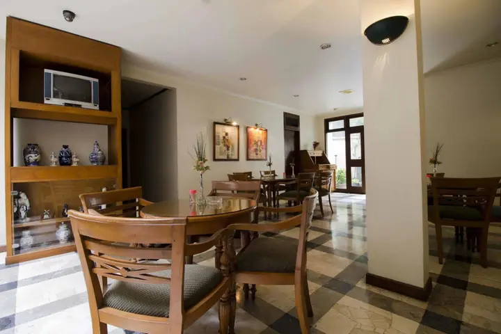 Бандунг: Hotel Utari Dago