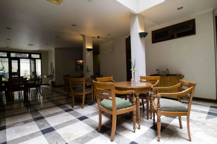Бандунг: Hotel Utari Dago