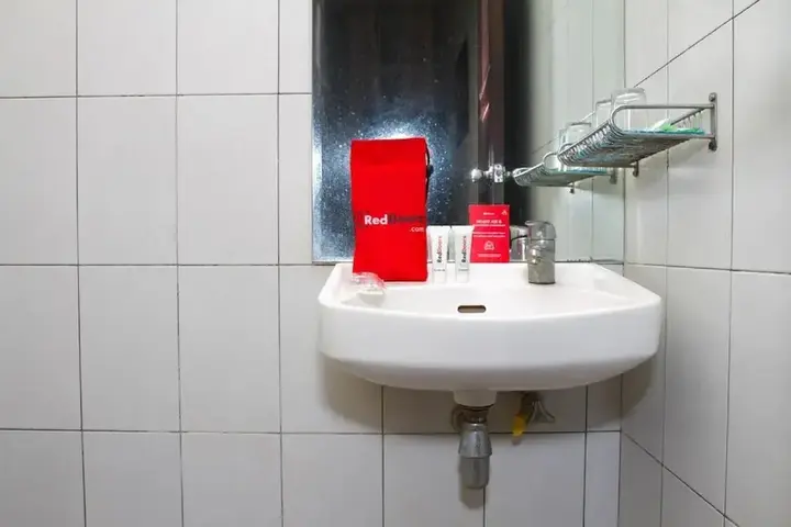Бандунг: RedDoorz @ Cikutra