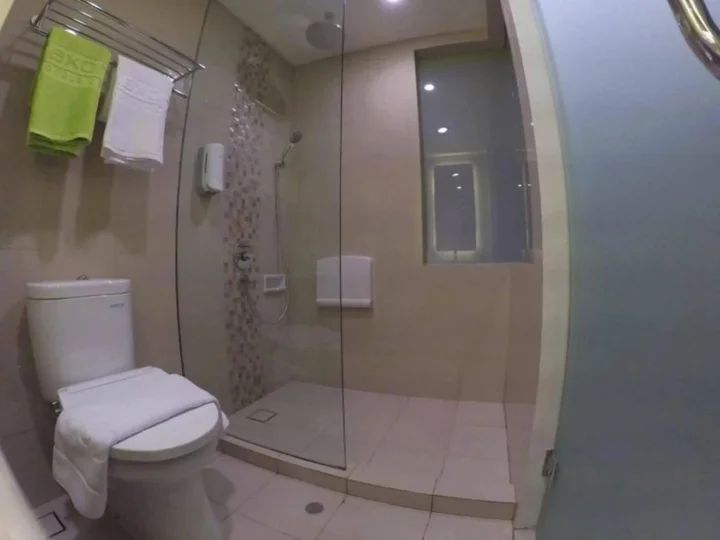 Джакарта: MaxOneHotels.com at Kramat