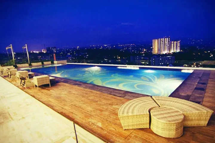 Бандунг: Belviu Hotel Bandung