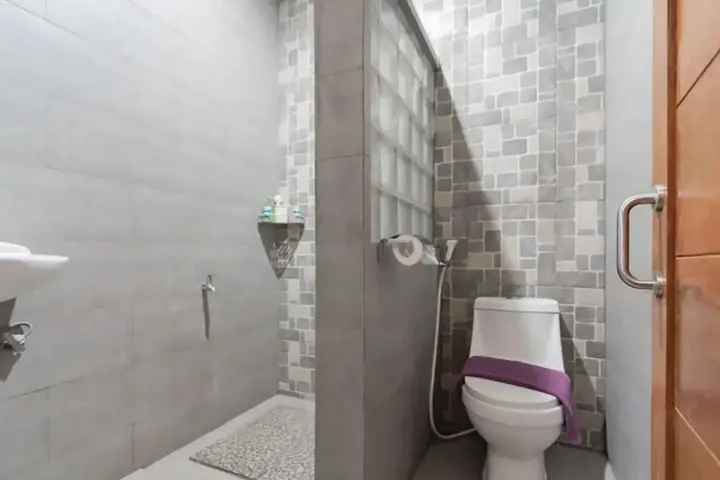Бандунг: RedDoorz Plus near RS Hasan Sadikin
