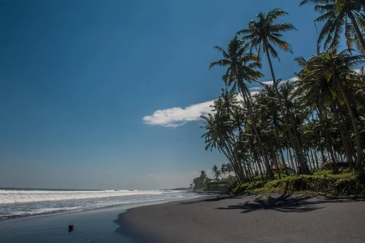 Табанан: Most Exotic Beachfront Villa Keong