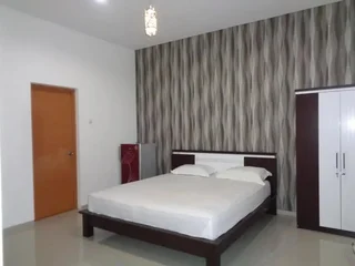 Сурабая: Crystal Guesthouse