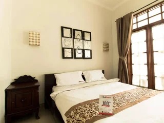Бандунг: RedDoorz @ Burangrang