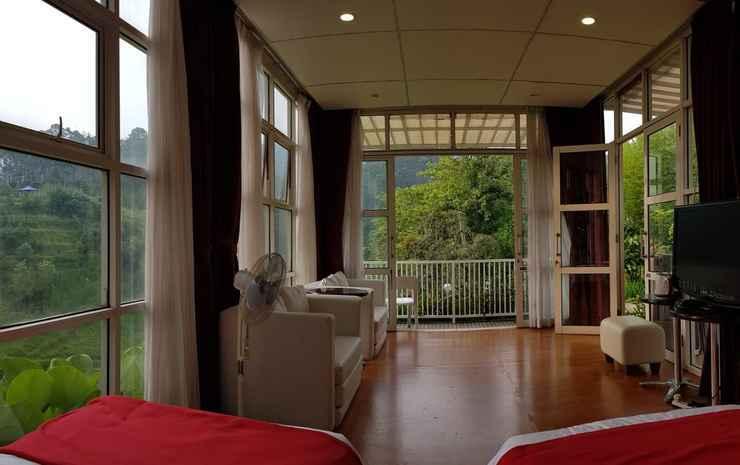 Лембанг: Bukit Cikahuripan Resort