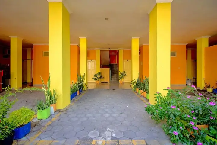 RedDoorz near Amikom Yogyakarta 3 — фото 6