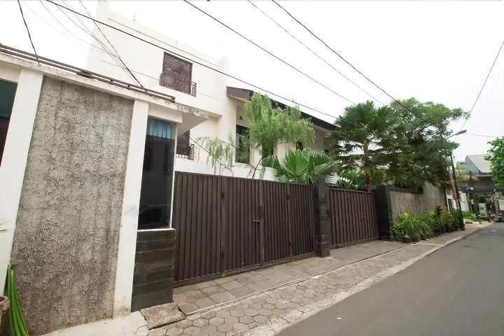 Джакарта: RedDoorz near Taman Puring