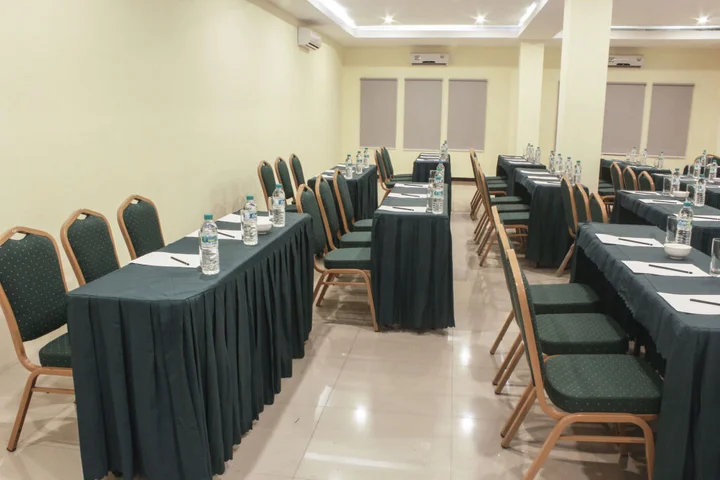 Сурабая: D'Inn Rungkut Juanda - Surabaya