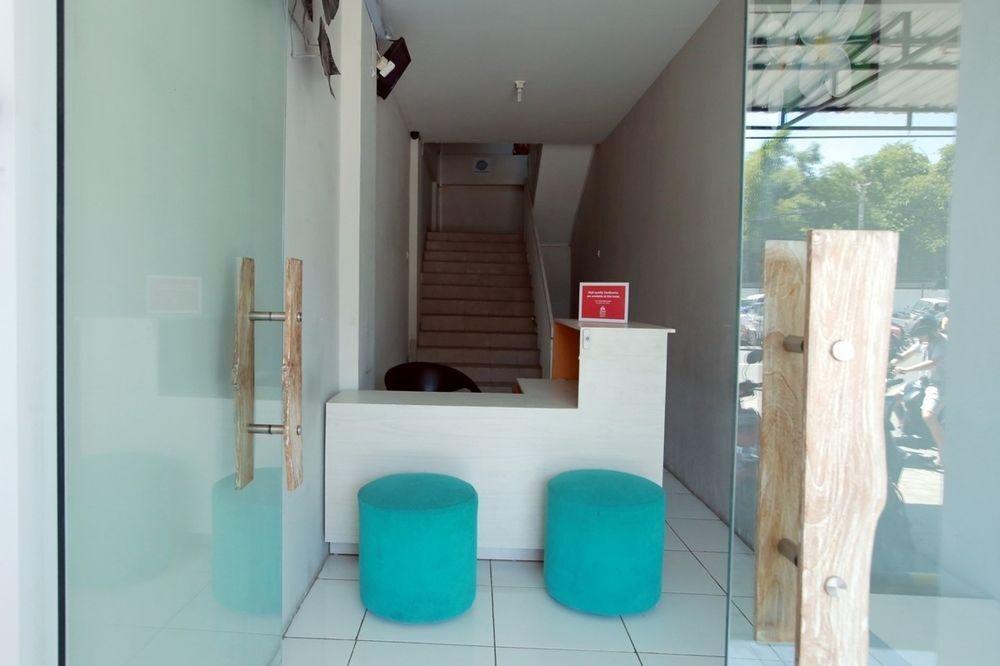 Беноа: RedDoorz @ By Pass Nusa Dua