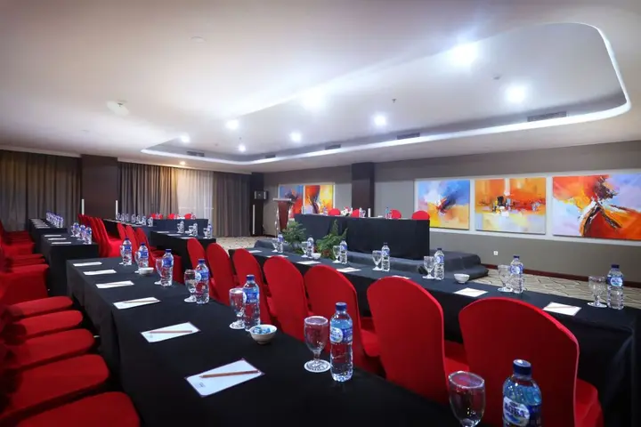Семаранг: MG Setos Hotel Semarang
