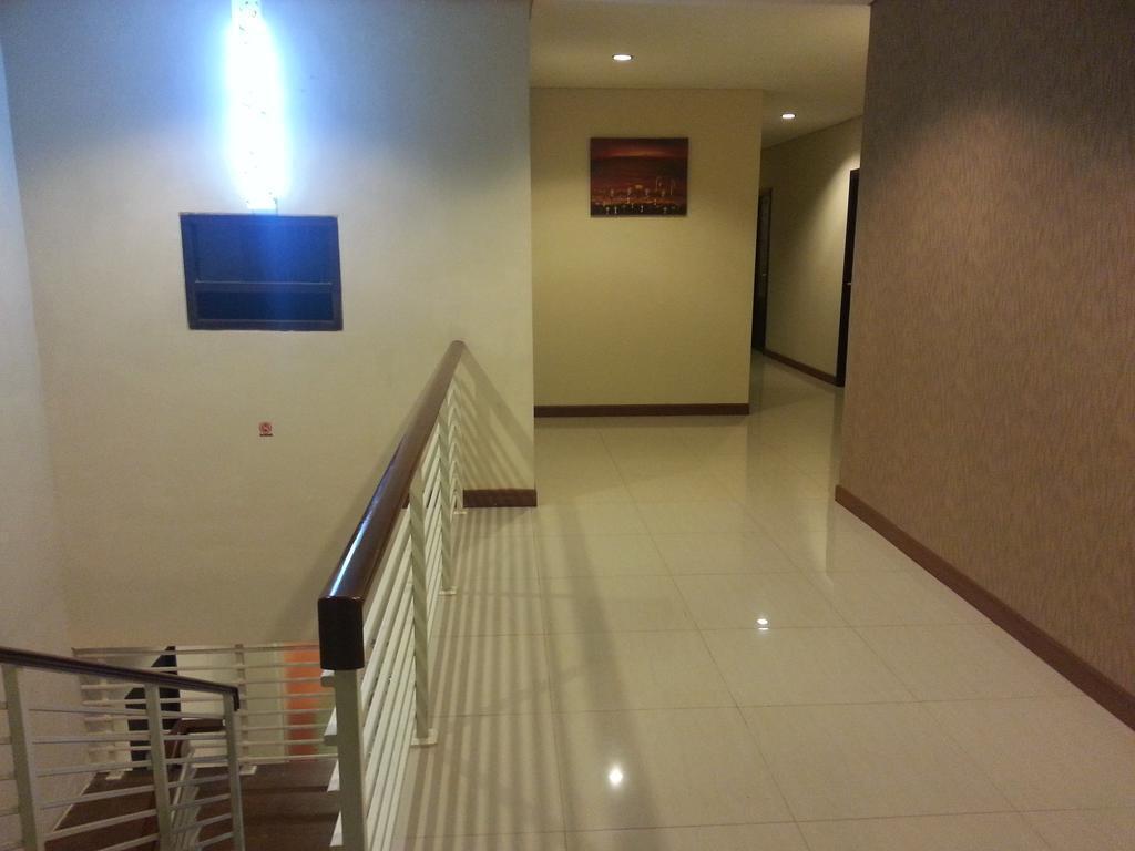 Амбон: RedDoorz @ Budget Hotel Ambon