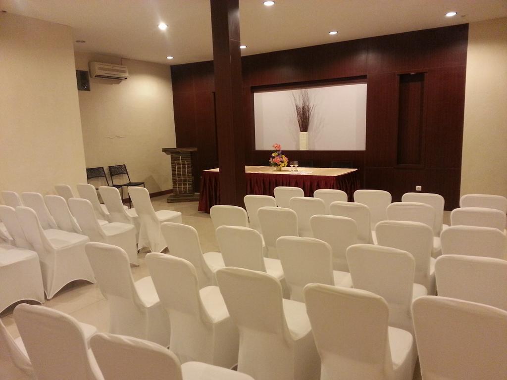 Амбон: RedDoorz @ Budget Hotel Ambon