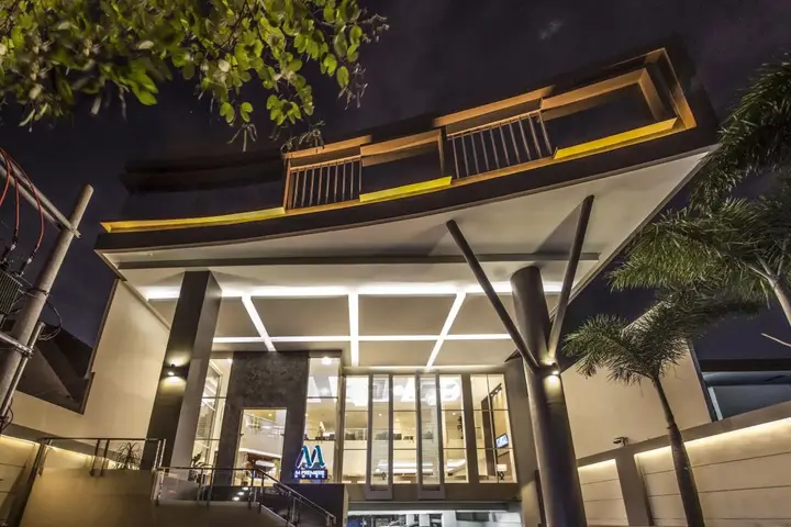 M Premiere Hotel — фото 1