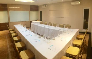 Бандунг: M Premiere Hotel