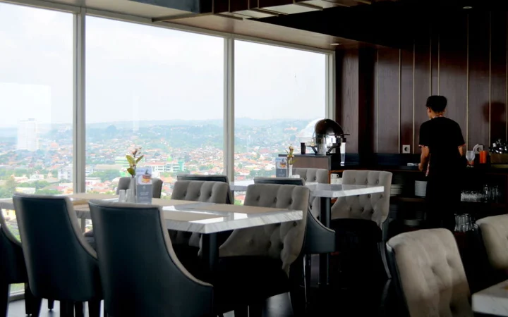 Семаранг: Louis Kienne Hotel Simpang Lima