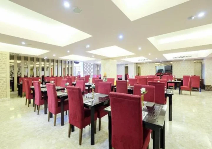 Макассар: Travellers Hotel Phinisi