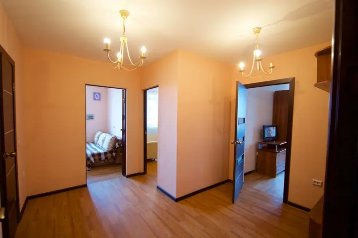 Красноярск: Na Aviatorov 38 -3 Apartments