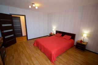 Красноярск: Na Aviatorov -4 Apartments