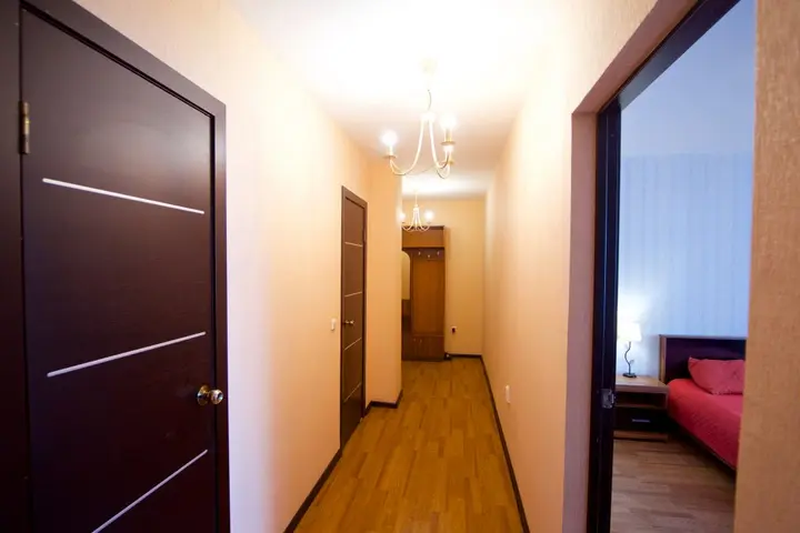 Красноярск: Na Aviatorov -4 Apartments