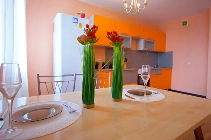 Красноярск: Na Aviatorov -4 Apartments