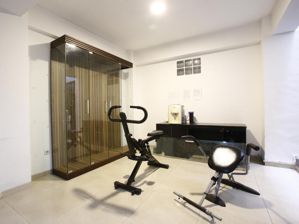 Джакарта: RedDoorz near Cilandak Town Square