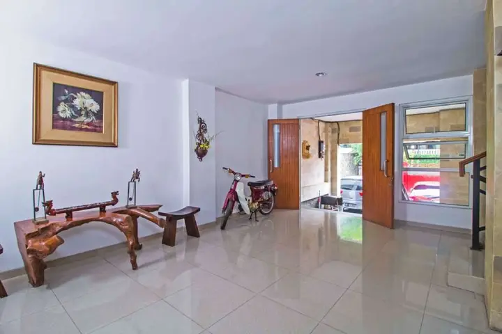 Джакарта: RedDoorz near Cilandak Town Square