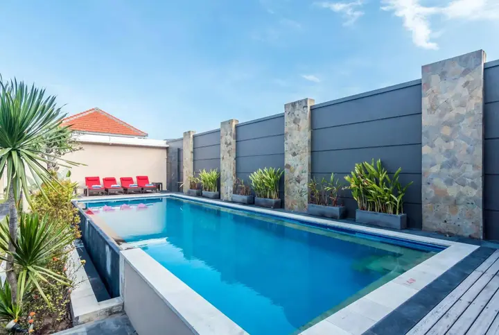 Кута: ZEN Premium Seminyak Eka Laweya