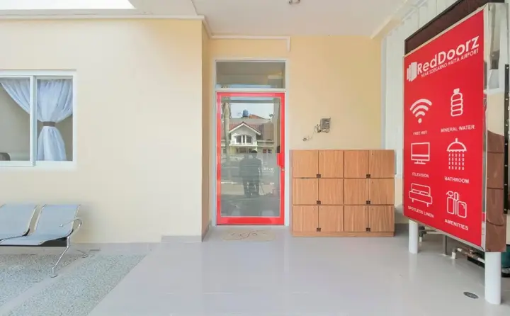RedDoorz near Soekarno Hatta Airport — фото 3