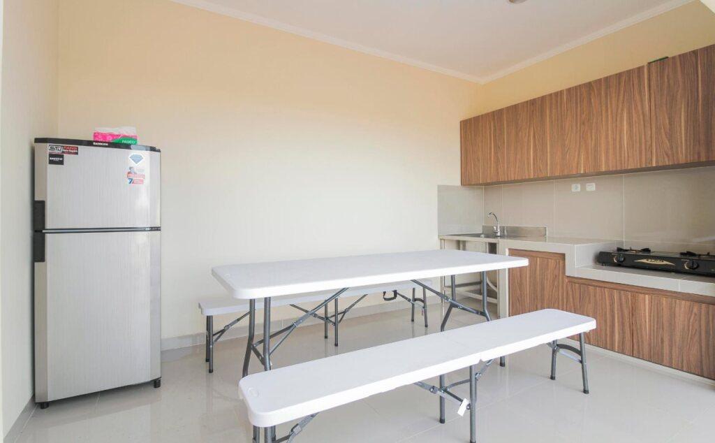 Джакарта: RedDoorz near Soekarno Hatta Airport