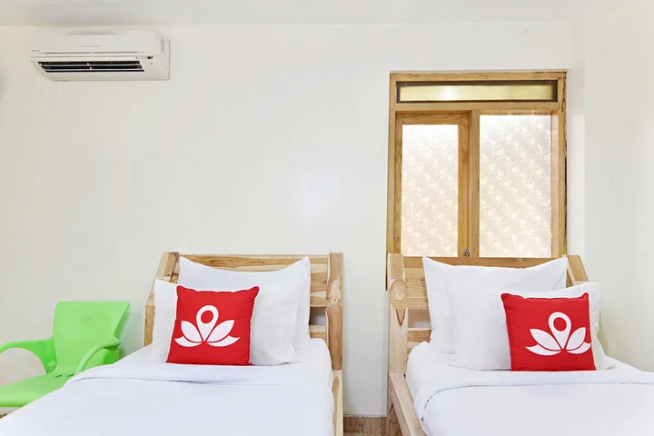 Бандунг: ZEN Rooms Cibogo Pasteur